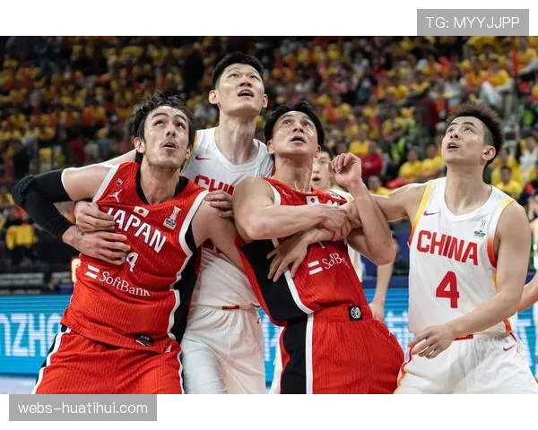 中国男篮半场落后13分陷被动 开局慢热问题再度暴露