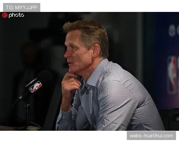 科尔启用双向合同球员补深度 攻防转换与体能补位成团队价值体现